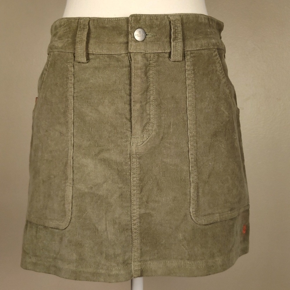 Amundsen Sports Concord Corduroy Mini Skirt Olive Green Women Size Small